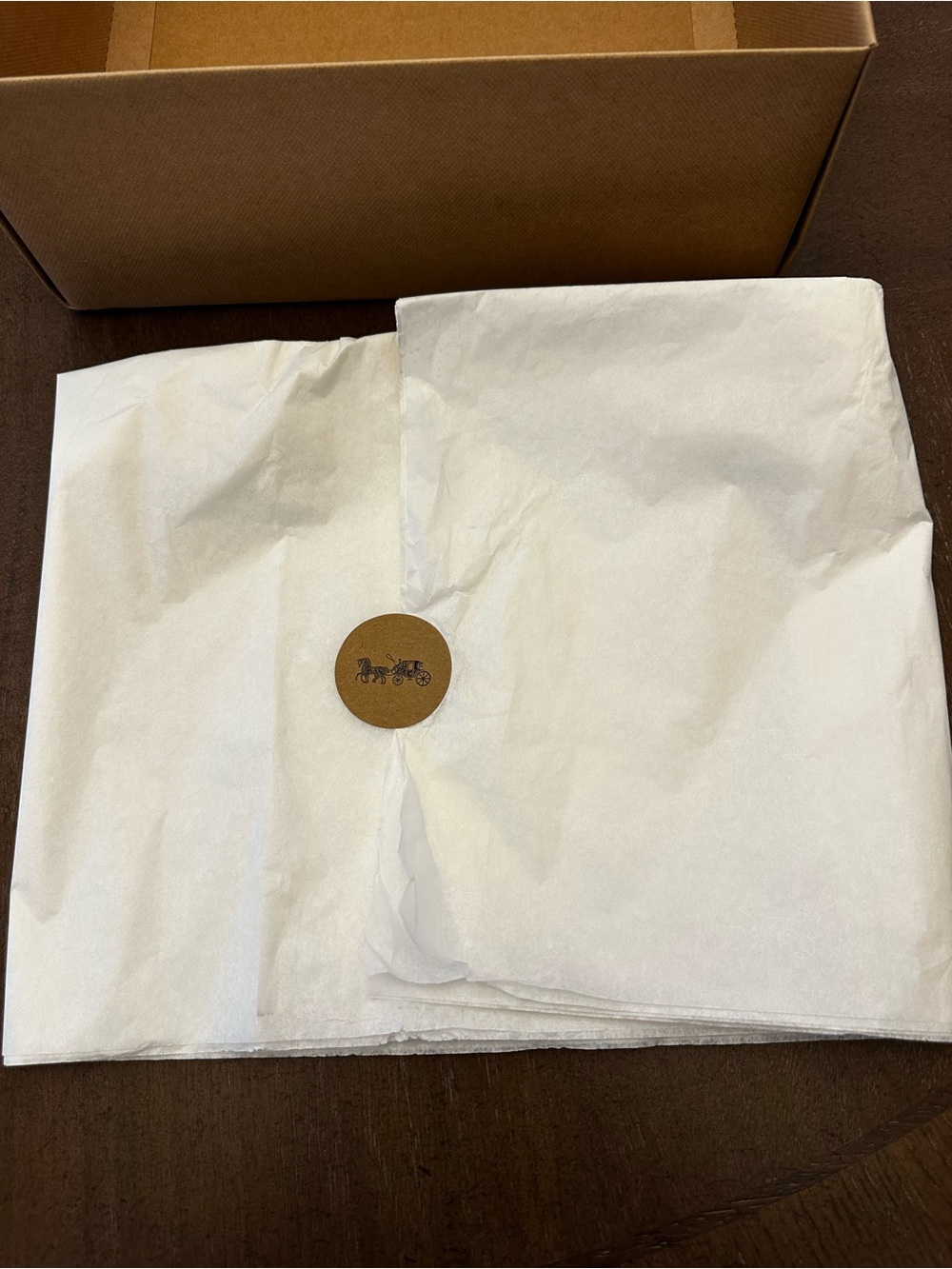 Coach Gift Box π - Picture 4 of 12